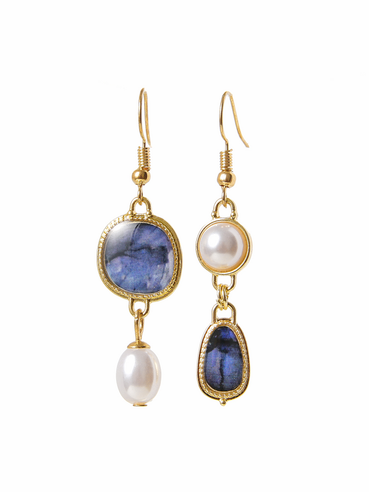 Carissa – Vintage Blue Stone Pearl Earrings