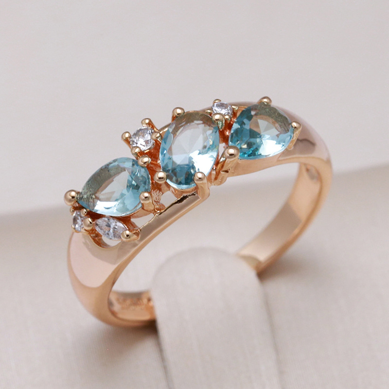 Raven – Blue Zirconia Ring in Gold