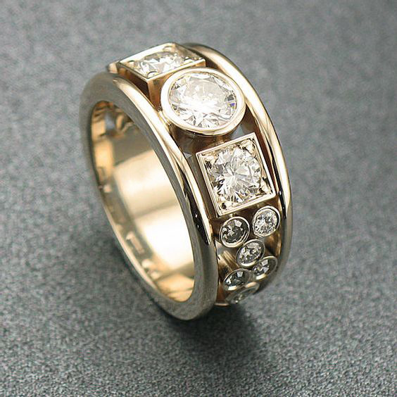 Jayla - Vintage Gold Zirconia Ring