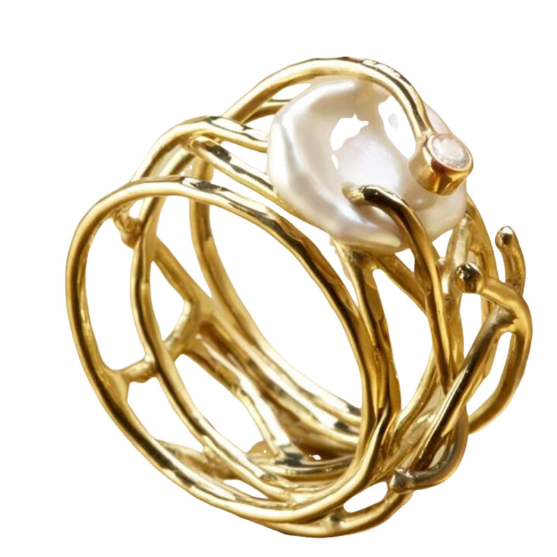Alyssa – Vintage Thin Golden & Pearl Ring