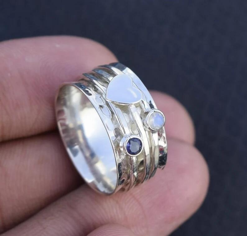 Felicity - Spinner Heart Ring