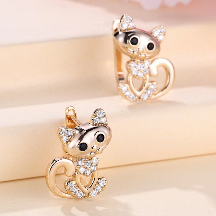 Yasmin – Elegant Zirconia Kitty Earrings