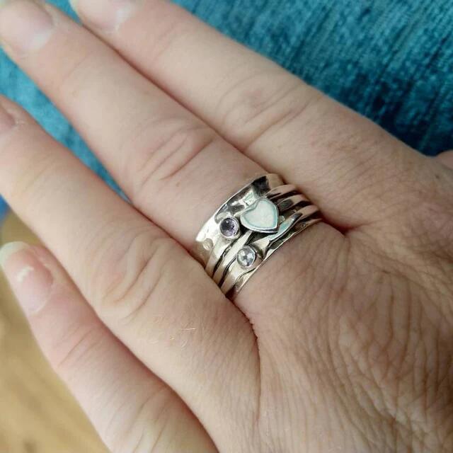 Felicity - Spinner Heart Ring