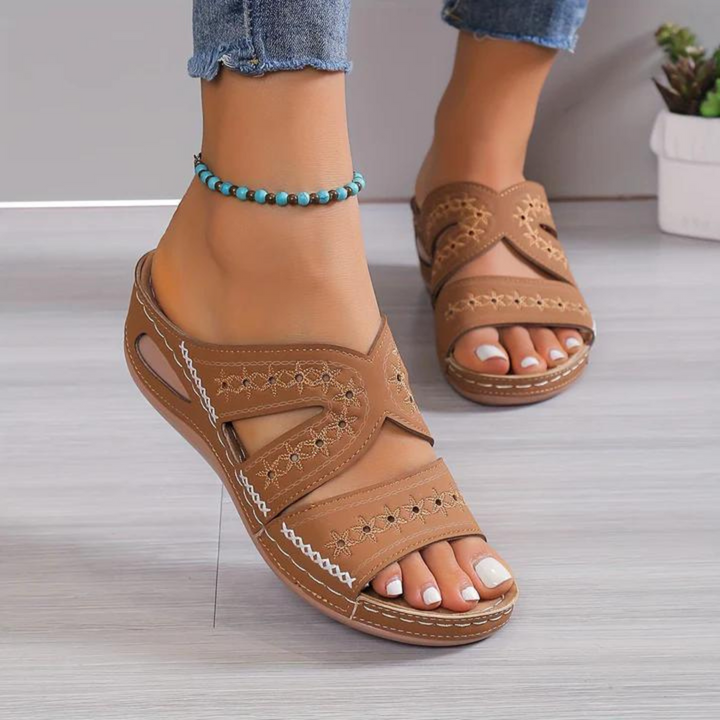 Lumi™ Orthopedic Sandals for Everyday Comfort