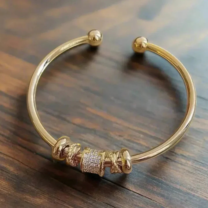 Journee - Adjustable Bracelet with Golden Charms