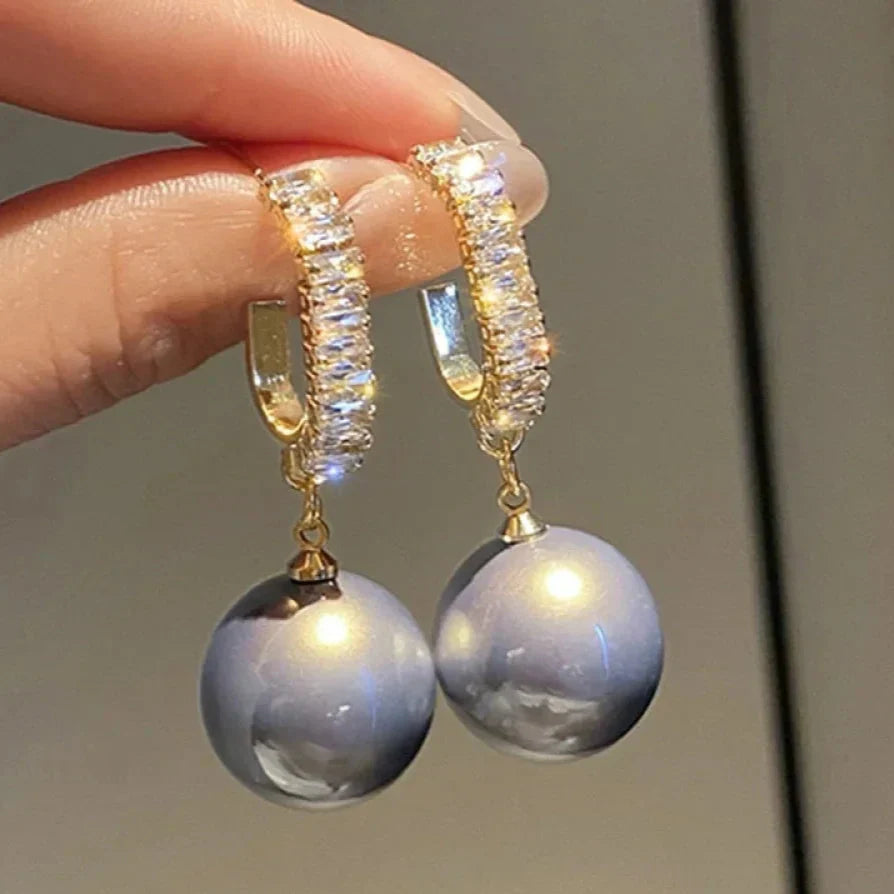 Alanna – Luxury Pearl and Zirconia Earrings