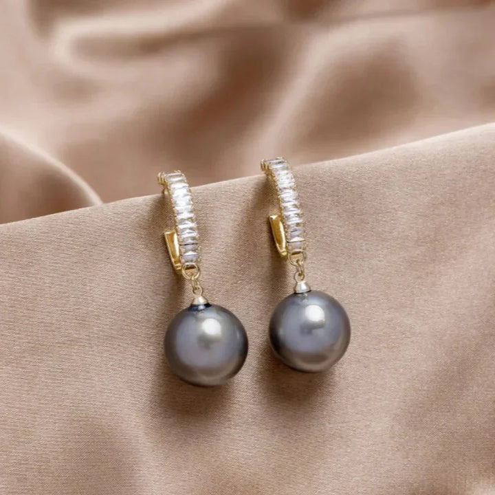 Alanna – Luxury Pearl and Zirconia Earrings
