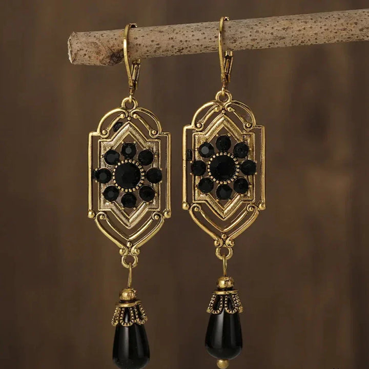 Paisleigh – Vintage Black Dangling Crystal Earrings