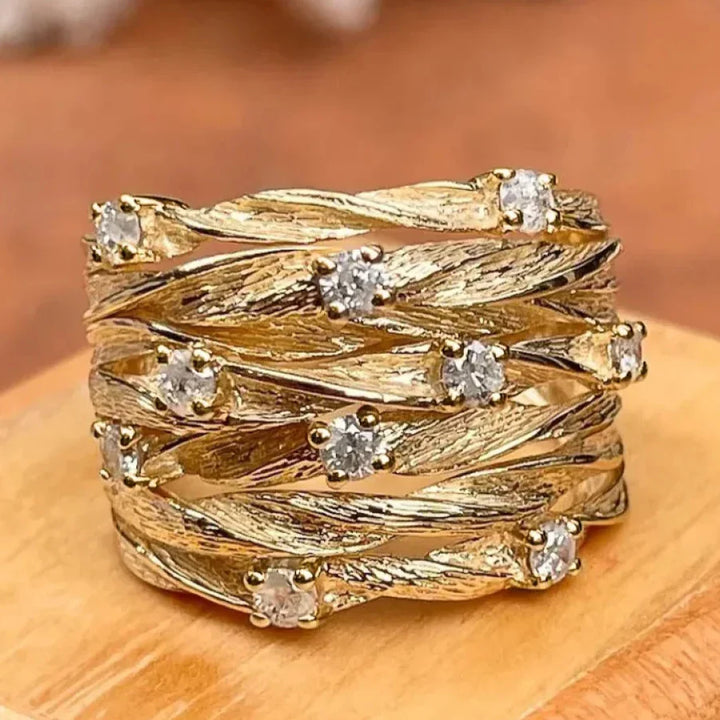 Gwendolyn - Vintage Golden Ring